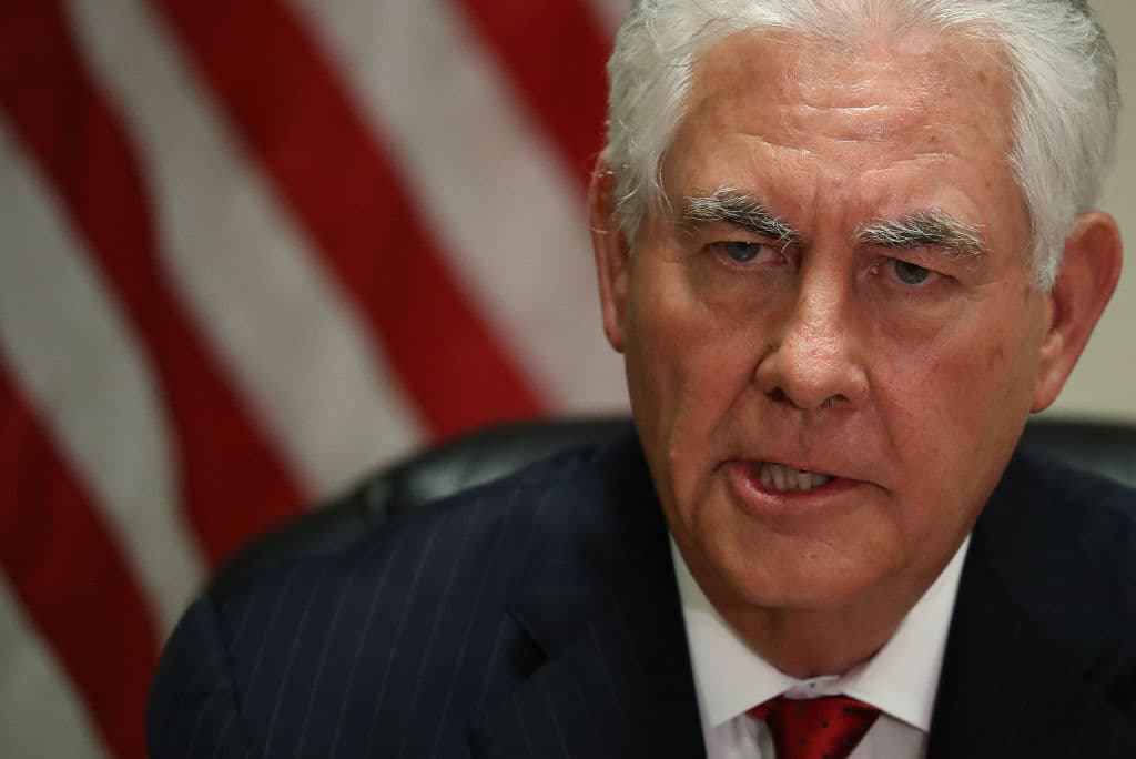 Antes de su visita a Moscú, Tillerson arremete contra Rusia por "fracasar" en impedir el mortal ataque químico en Siria