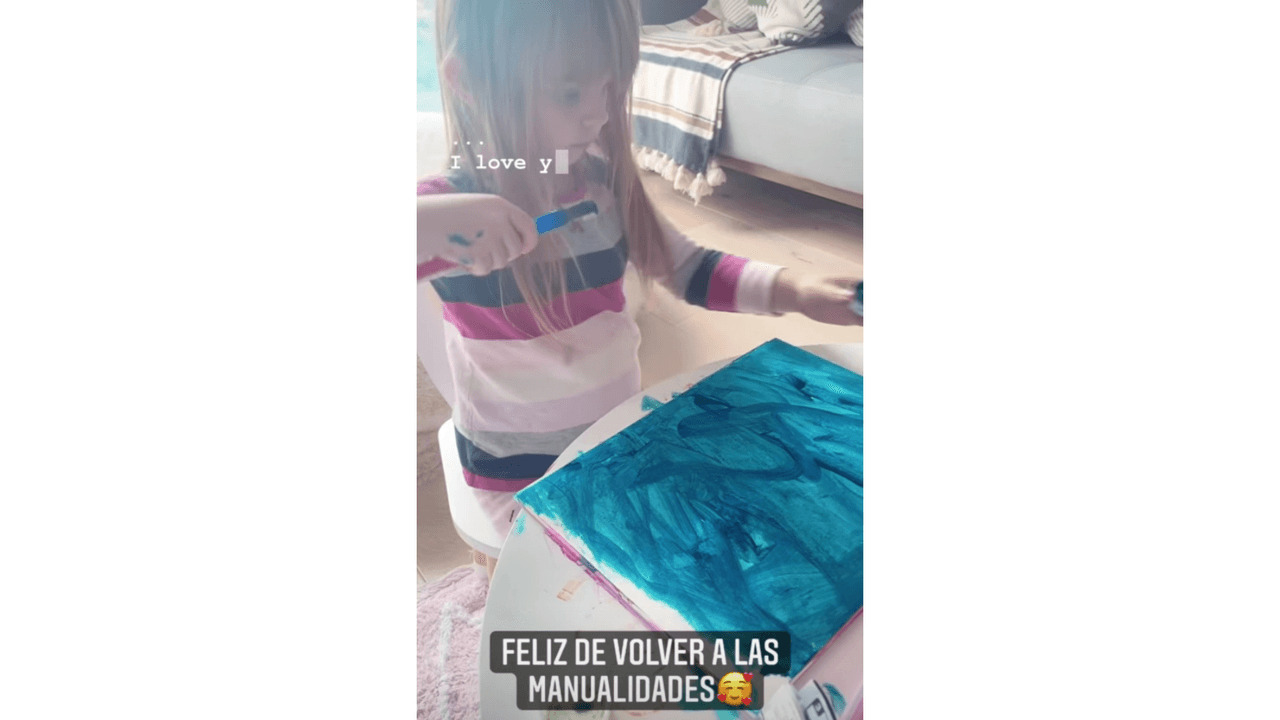 Aislinn no cabía de emoción por ver de nuevo a su hija