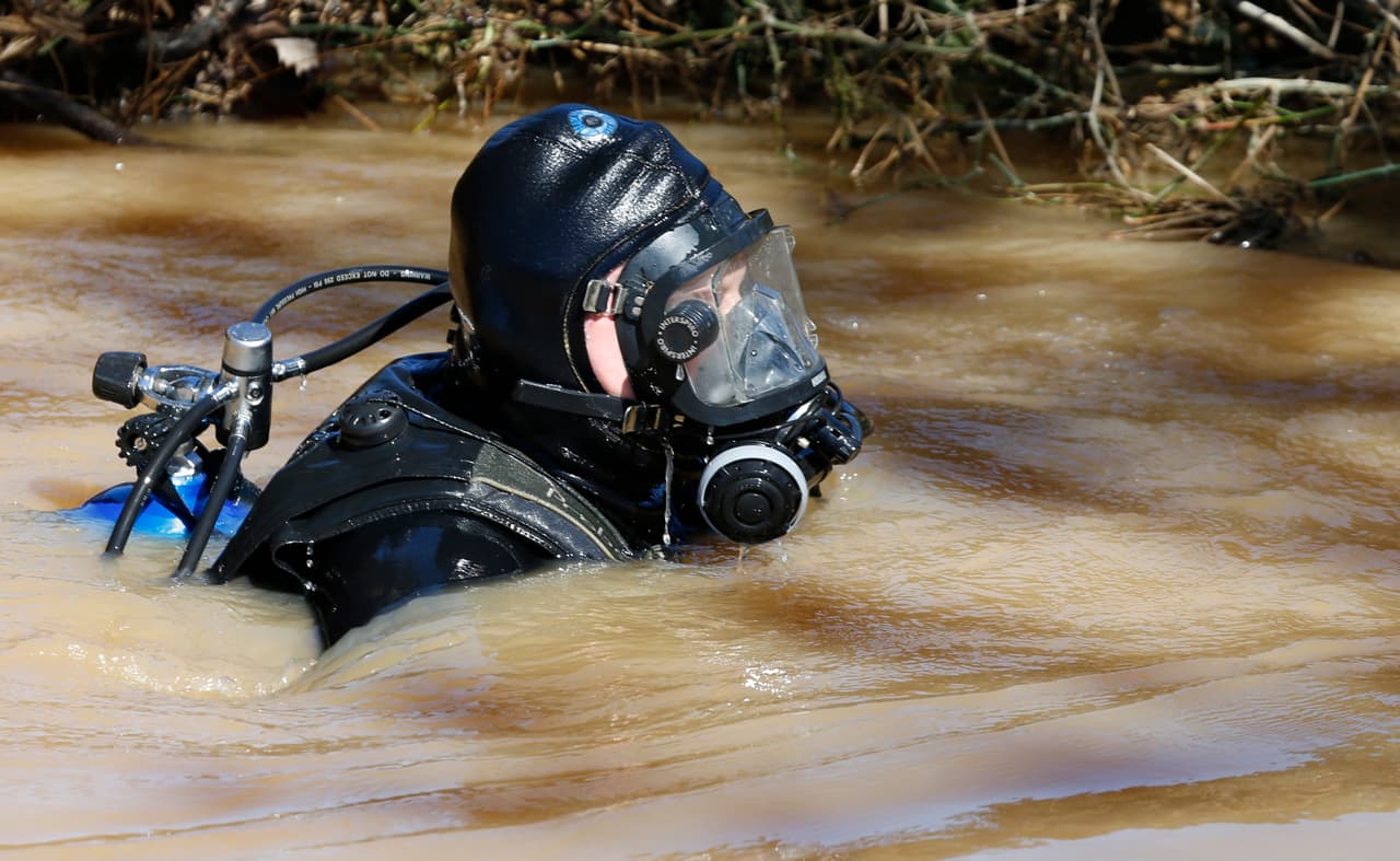Pescadores hallan el cuerpo de una mujer en un arroyo de Cypress: autoridades creen que fue asesinada