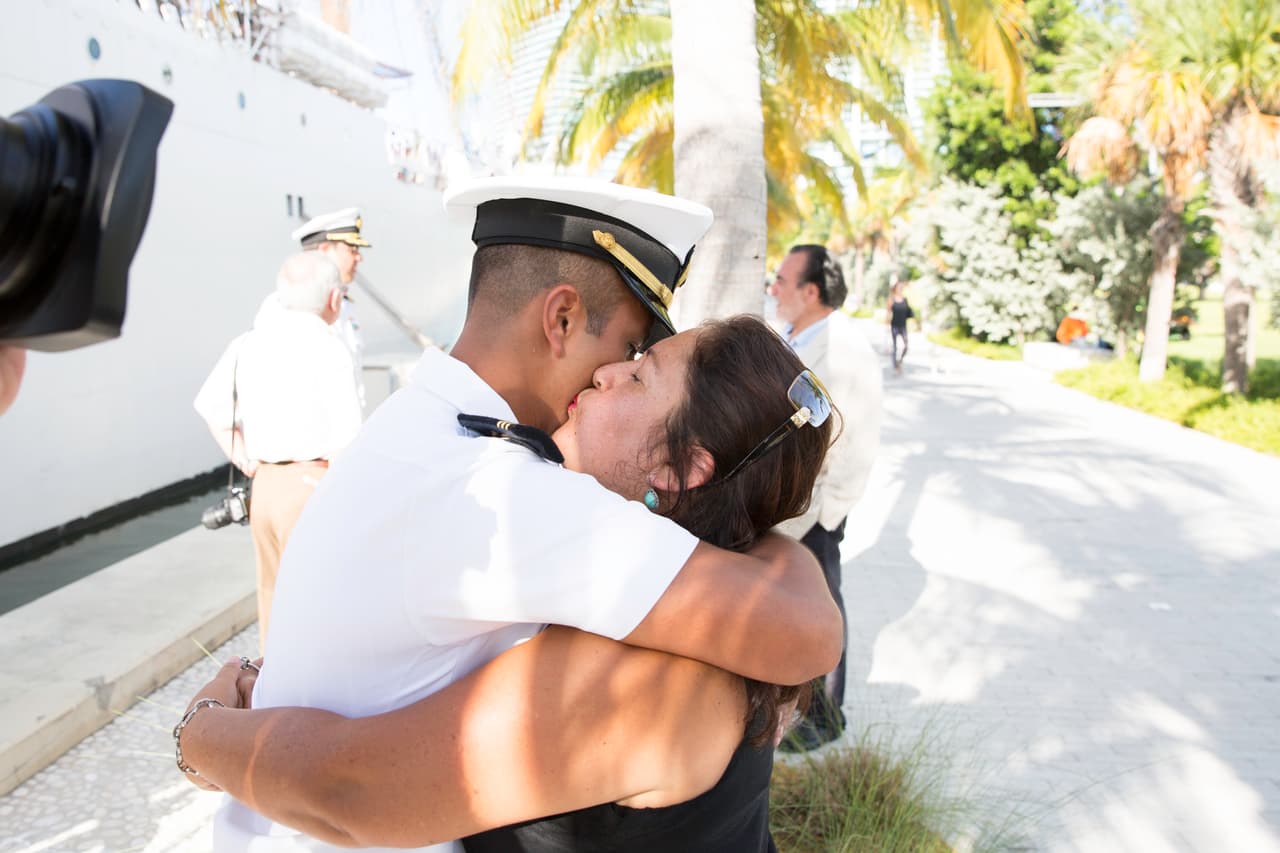 Polo Smith and her son will spend almost a week together in Florida. The cadets will spend five days in the U.S. as part of the training ship’s first trip, which has taken them to Ecuador, Colombia, Puerto Rico and Cuba.