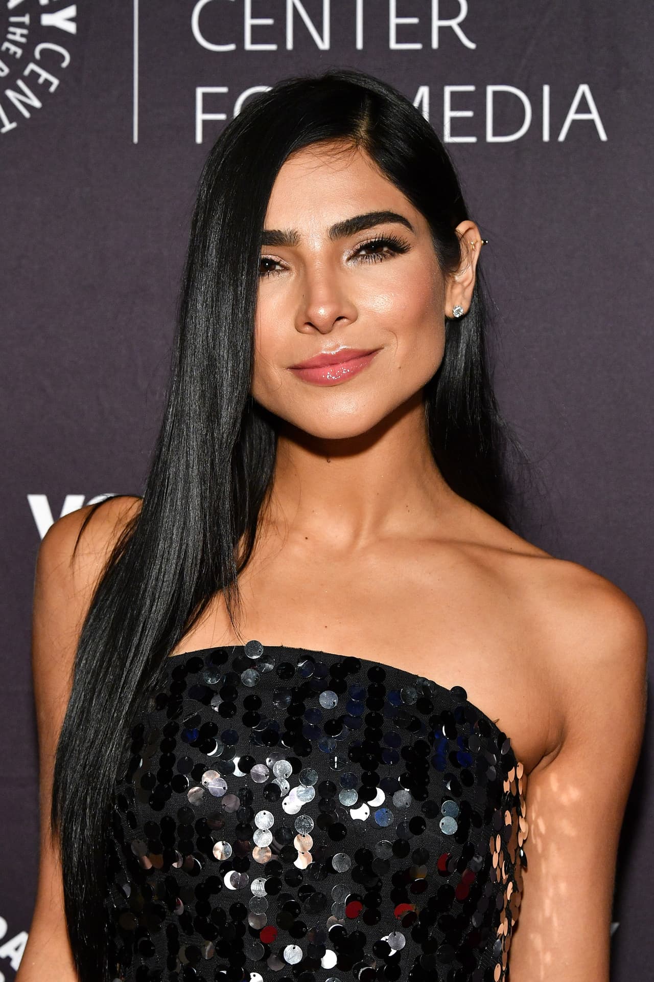 "Según la gente tengo mil, pero la verdad es que después de ganar Nuestra Belleza Latina solo me he operado el busto y me hice los dientes", dijo para 
<a href="http://peopleenespanol.com/celebridades/alejandra-espinoza-curigia-estetica/" target="_blank">People en Español </a>el pasado 2 de agosto.