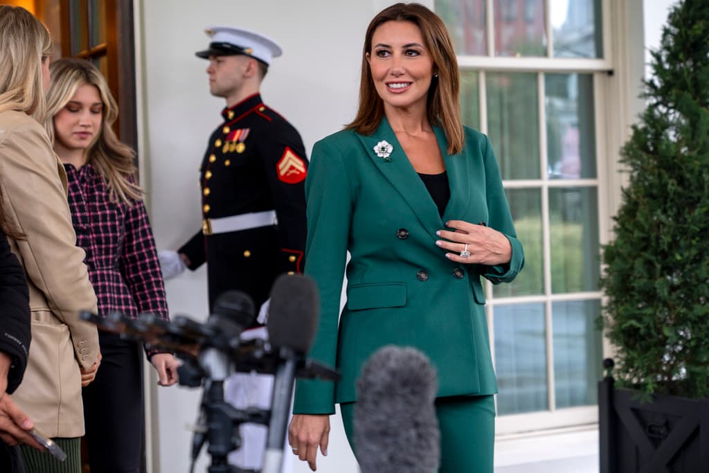 Alina Habba, la abogada defensora de Donald Trump y actual consejera de la Casa Blanca, fue nombrada como la principal fiscal federal de Nueva Jersey. El presidente Trump realizó el nombramiento este lunes, un día antes de que Habba cumpla 41 años.