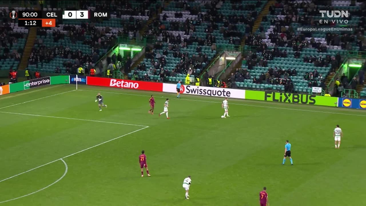 ¡TIRO ATAJADO! disparo por Michel-Ange Balikwisha.