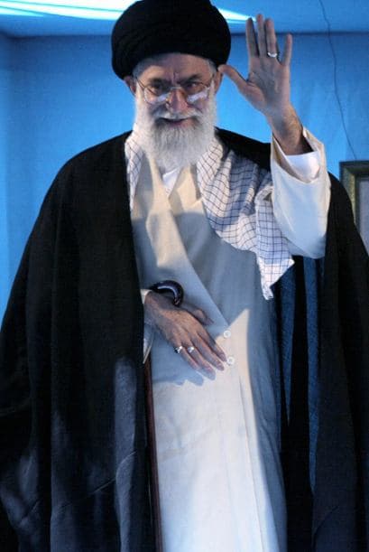 26. ALI HOSEINI-KHAMENEI- El líder supremo iraní, el Ayatolá Khamenei, se encuentra de igual manera en este ranking de 'Forbes'.
