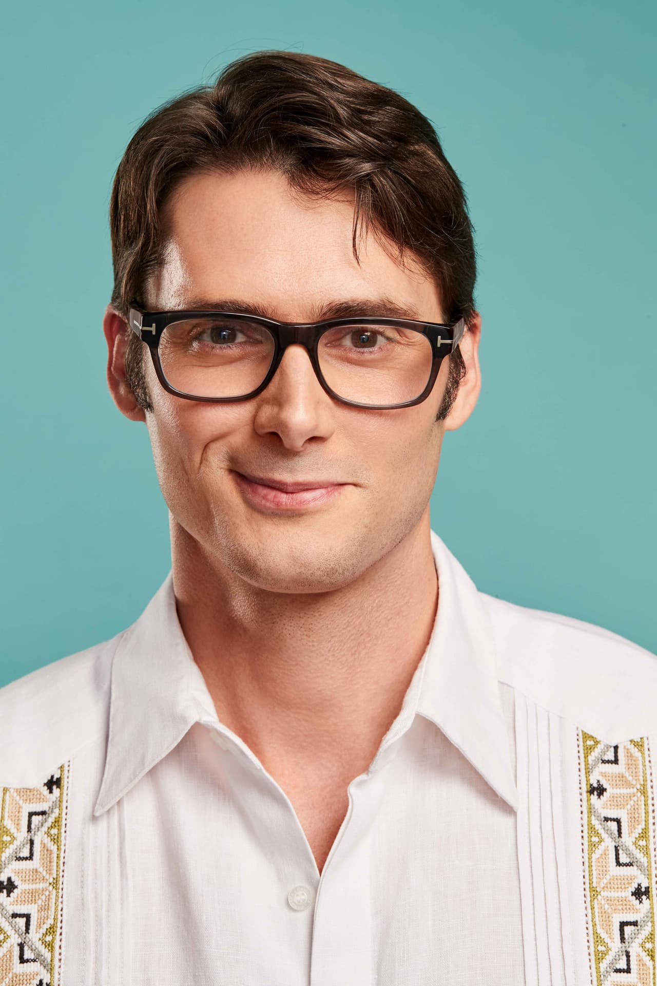 Nacido en Madrid, España, un 23 de mayo de 1977, 
<b>Sergio Mur</b> es un actor que ha tenido la oportunidad de hacer cine, televisión y teatro, tanto en su país como fuera de él.