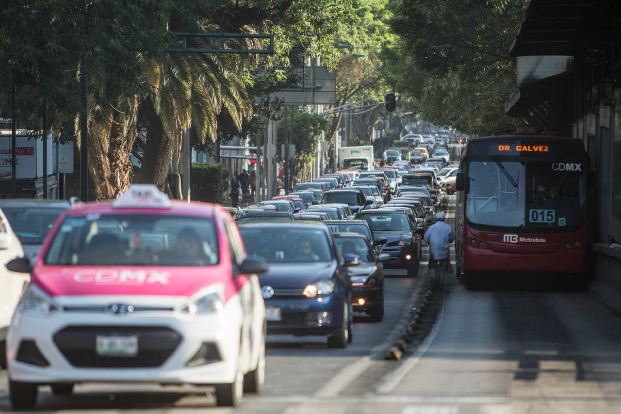 Endurecen las normas de emisiones para los autos en la Ciudad de México