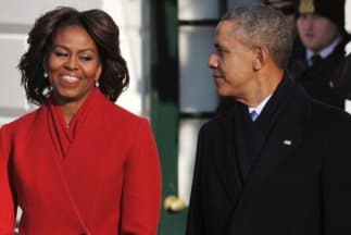 De acuerdo a 
<b><a href="https://www.forbes.com/companies/barack-obama-foundation/#791d3a353455" target="_blank">Forbes</a></b>, Obama Foundation fue creada en 2014. Según el 
<b><a href="https://www.obama.org/mission/" target="_blank">sitio web</a></b> de la organización, ésta "reúne a líderes locales en países de todo el mundo y trabaja para apoyar la educación global de las niñas o garantizando que los hombres jóvenes de color tengan caminos hacia las oportunidades".
<br>