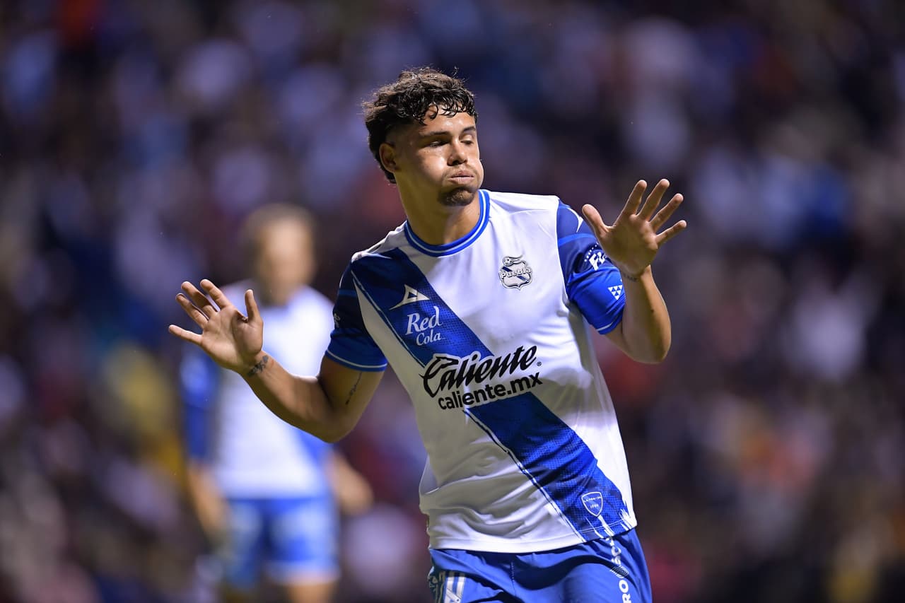 Puebla derrotó a Pumas para asegurar su lugar en el repechaje, mientras que los universitarios tienen cero posibilidades de entrar a Liguilla. Un golazo de Jordi Cortizo a los seis minutos y un autogol de Nicolás Freire a la medirá hora del primer tiempo sentenciaron a los Pumas de Lillini.