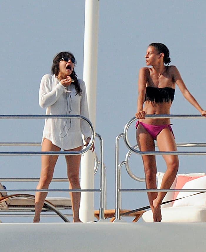 Y mira quién se muere de risa...