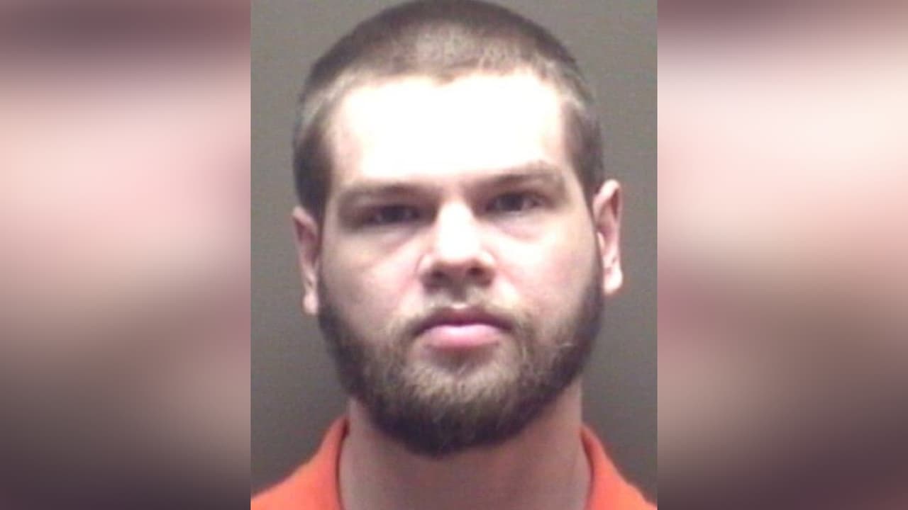 Un hombre mató a una mujer a balazos y luego grabó un video pisoteando su cuerpo