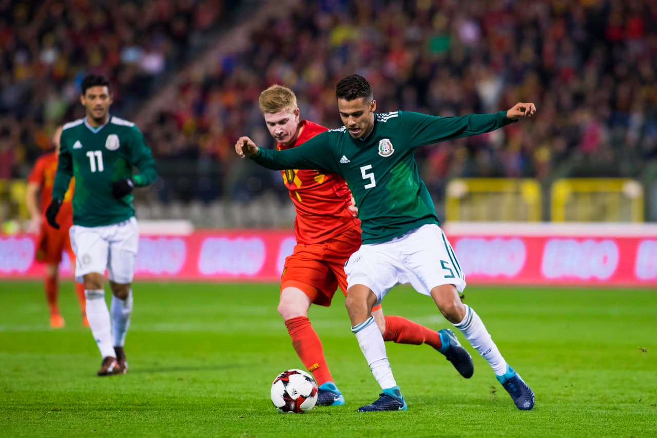 <b>Defensas: </b>Diego Reyes.