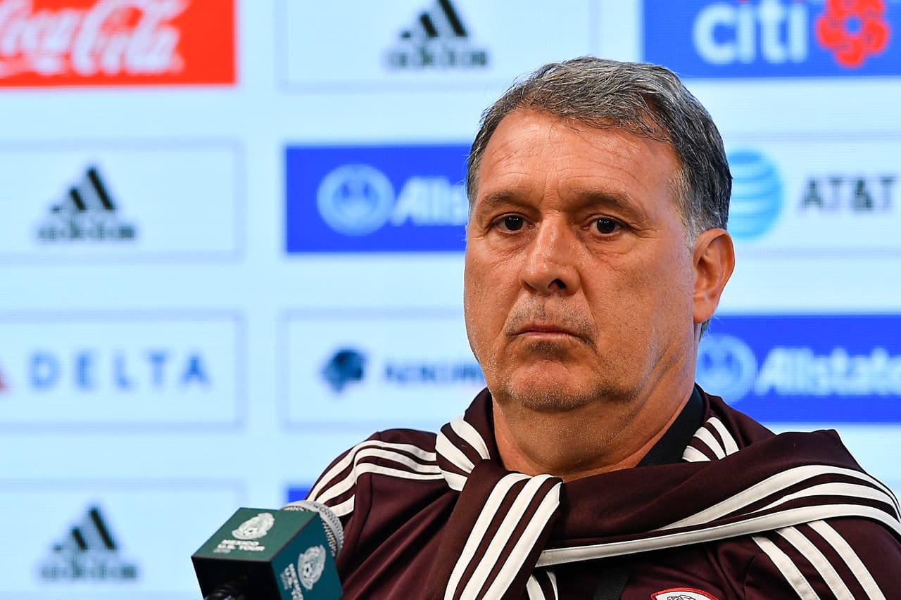 El entrenador de la Selección de México, el argentino Gerardo 'Tata' Martino, conversó esta tarde en Atlanta con la prensa de cara a su partido de preparación contra Venezuela y dando detalles de cómo su lista final para la edición 2019 de la Copa Oro está quedando diseñada. Así reaccionó el técnico del Tri.