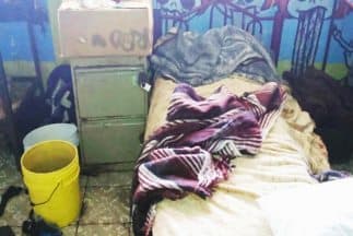 Esta fotografía muestra una de las habitaciones del albergue (Crédito: PGR).