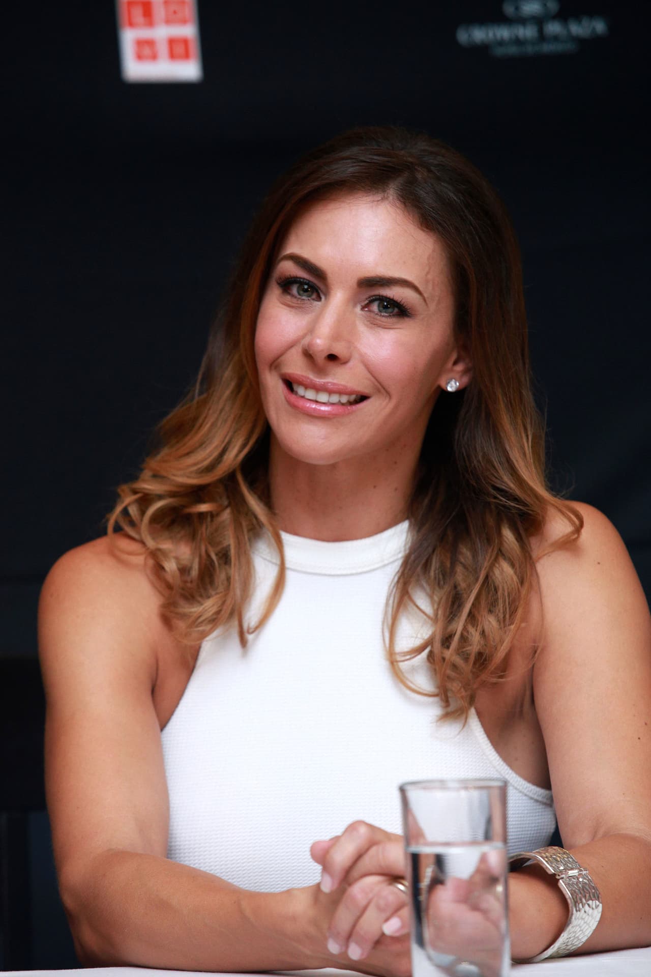 "Con todos mis compañeros tenemos una muy buena relación realmente somos una familia dentro del proyecto, no hemos tenido ningún tipo de situación que genere absolutamente nada, al contrario, nos llevamos muy bien", declaró.