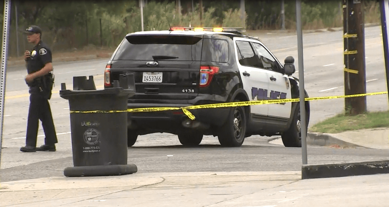 Esta vez las víctimas fueron la ex novia del presunto pistolero y un hombre no identificado. Ambas víctimas fueron trasladadas al un hospital local, sin embargo la mujer no sobrevivió a sus heridas y el hombre se mantiene en condición crítica.