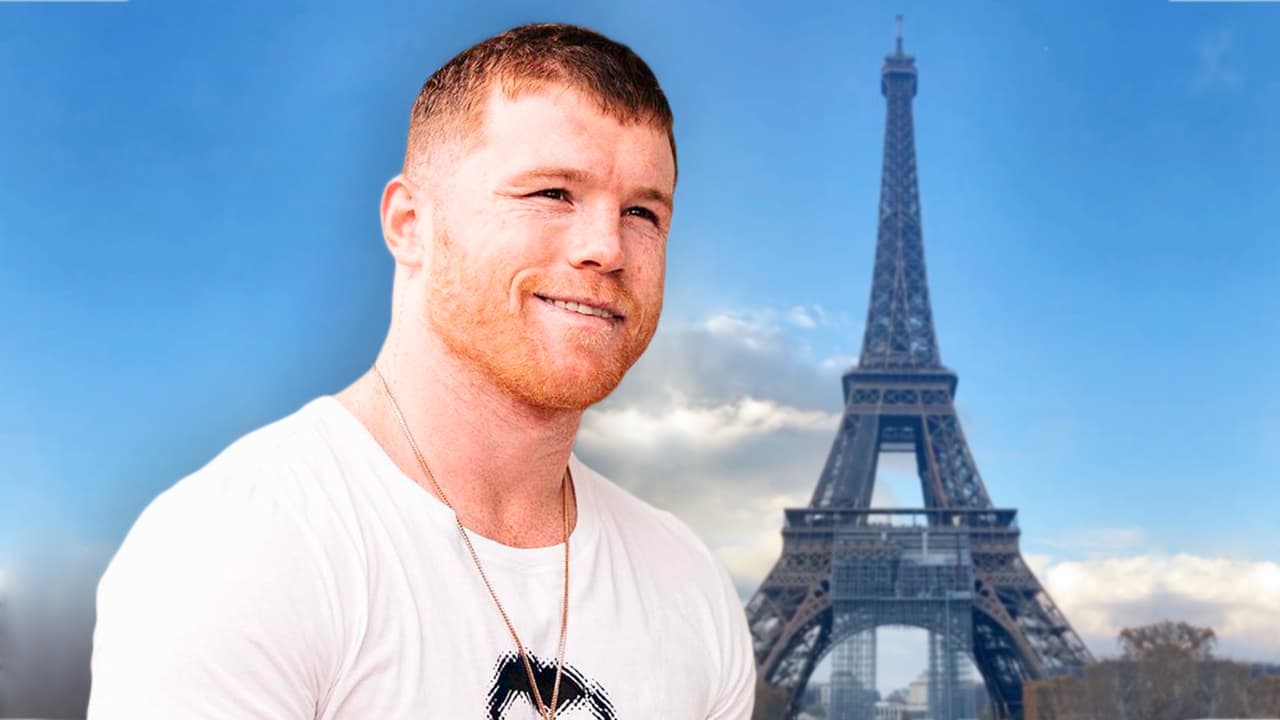 A Saúl ‘Canelo’ Álvarez le ‘roban’ un beso en plenas y lujosas vacaciones en París (así fue el momento)