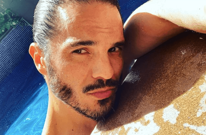 Kuno también confesó que tuvo una mala infancia, principalmente por su padre, por lo que cree que 
<a href="https://www.univision.com/famosos/famosas-no-quieren-ser-madres-explicaron-sus-razones-para-no-tener-hijos-fotos">no todos deberían tener hijos</a>.