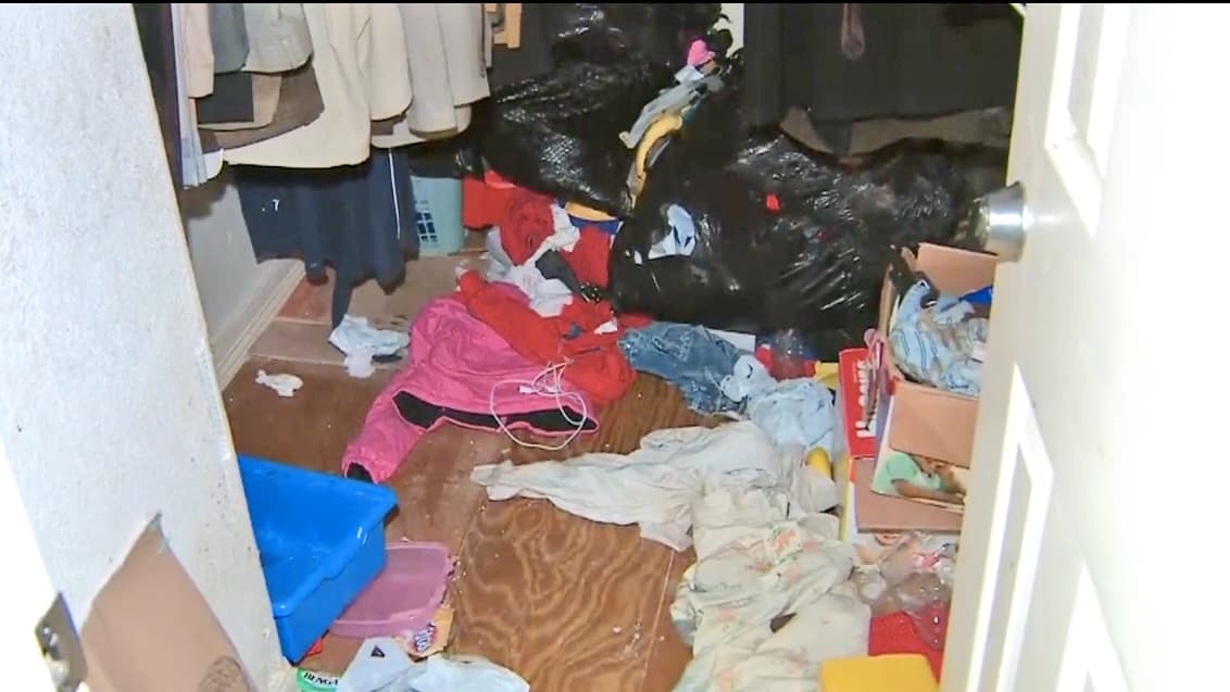 En condiciones infrahumanas vivían los chicos del clóset en Texas