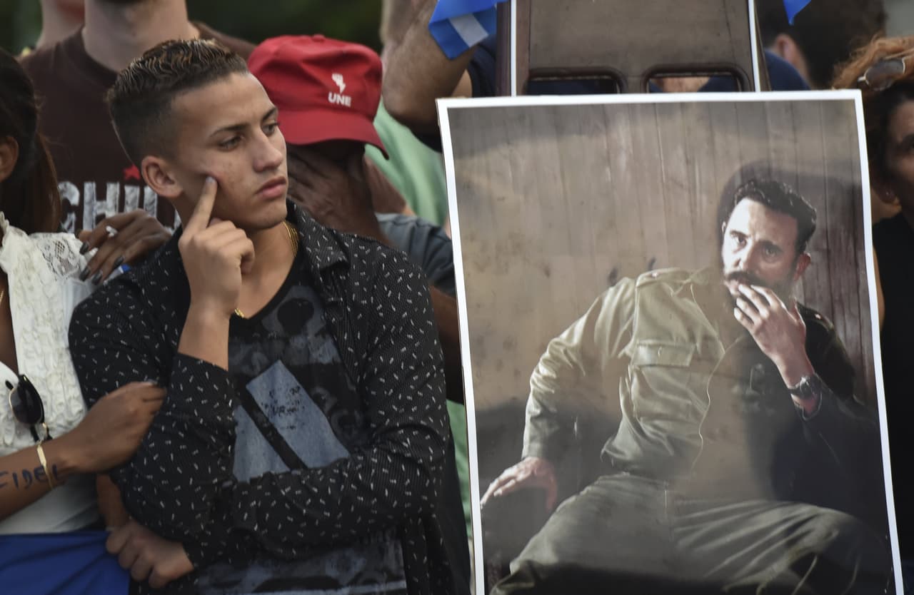 Las cenizas de Fidel Castro llegan a la cuna de su Revolución