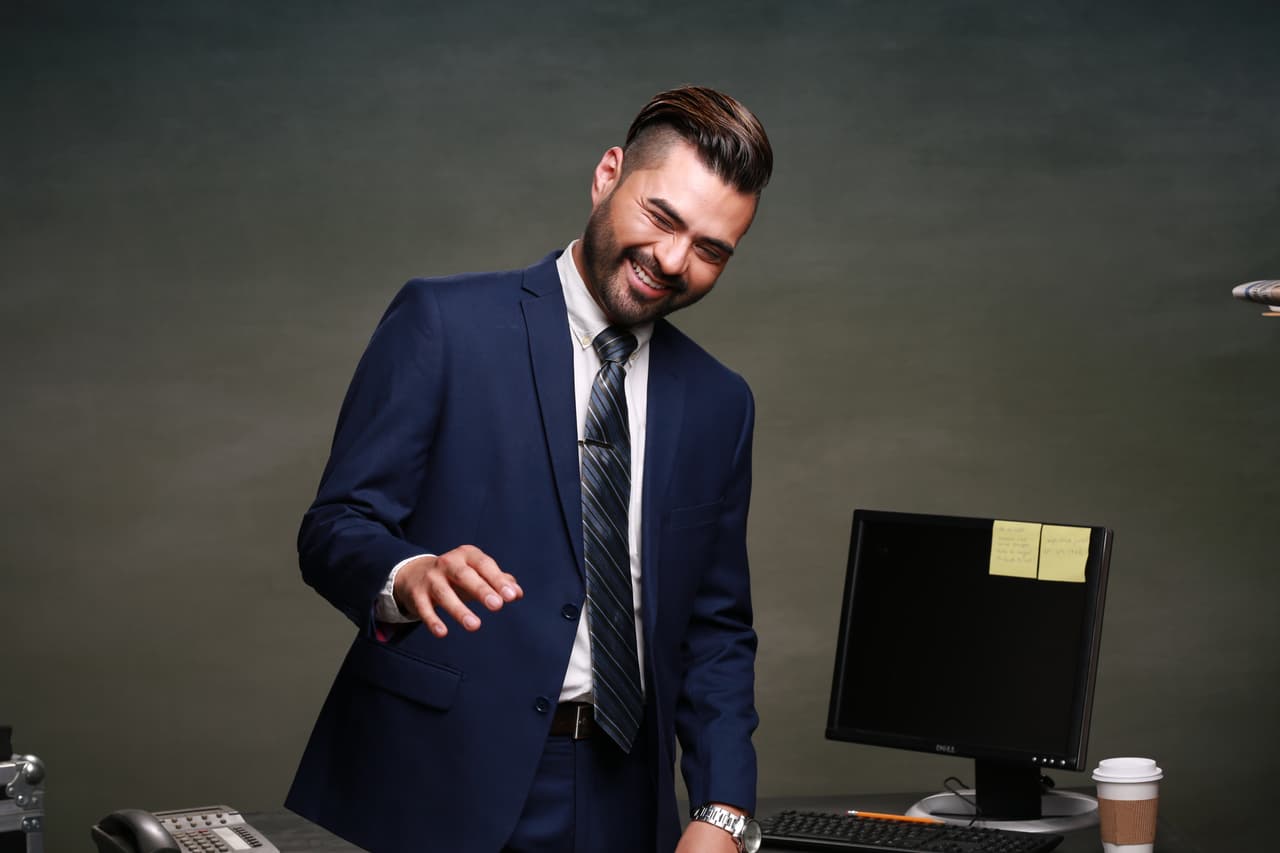 Jorge Valenzuela es el creativo y talentoso presentador de Edición Digital Arizona