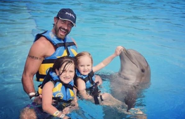 En marzo de 2018, Gabriel se fue de vacaciones con sus hijas a la Riviera Maya, en México.