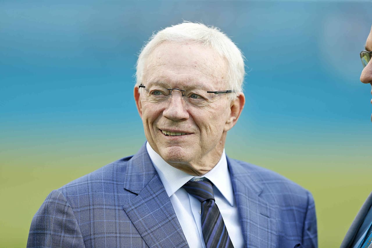 Jerry Jones no quiere dejar de pensar que su equipo puede llegar a los playoffs