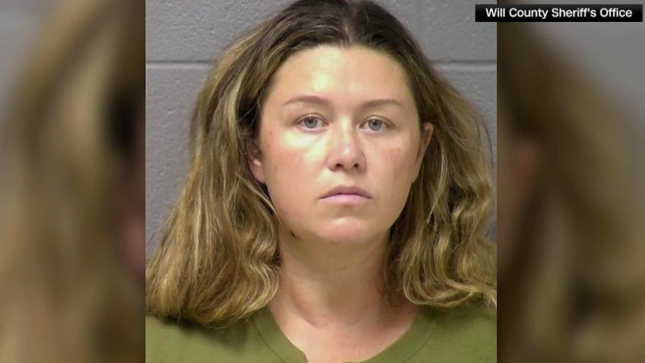 Acusada de matar a su hijo, por creerlo el anticristo, comparece por primera vez en corte de Illinois