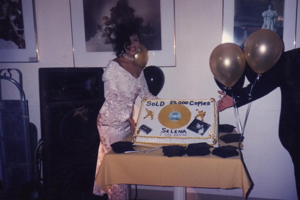 Durante su tiempo en vida, la cantante gozó de los frutos de su éxito en la música.