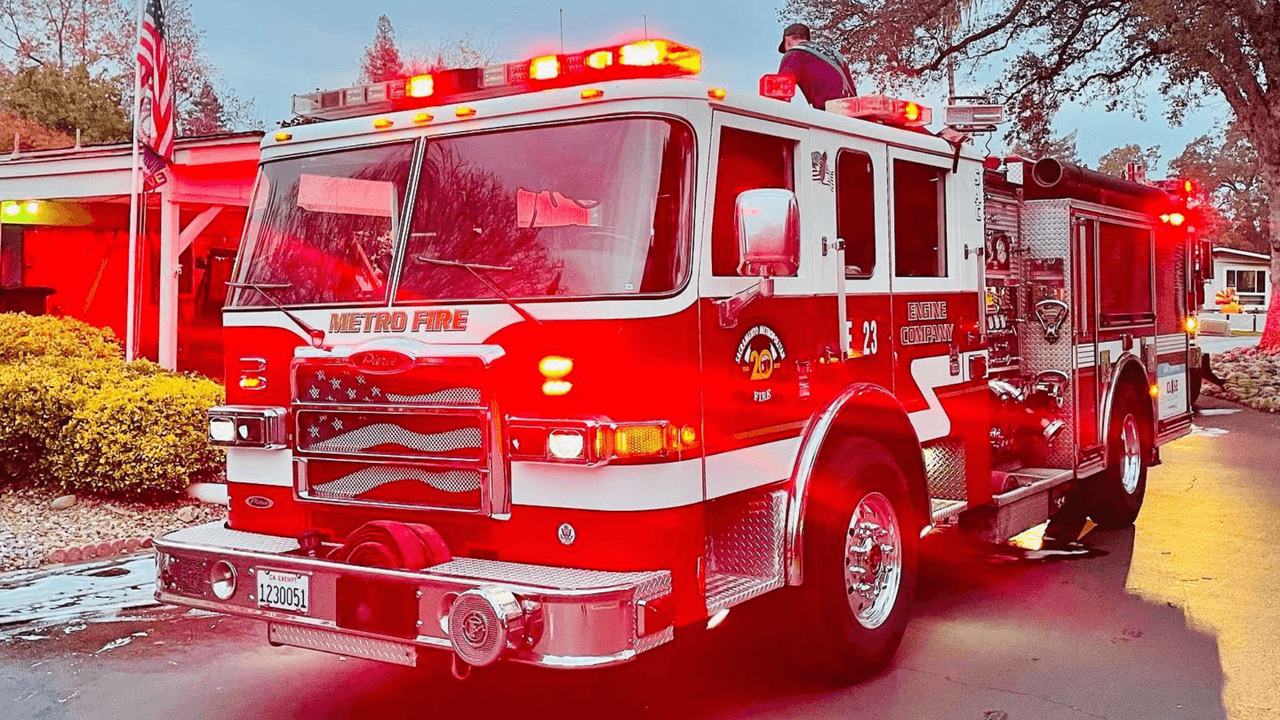 Se escapan varios caballos de una casa y causan dos accidentes vehiculares