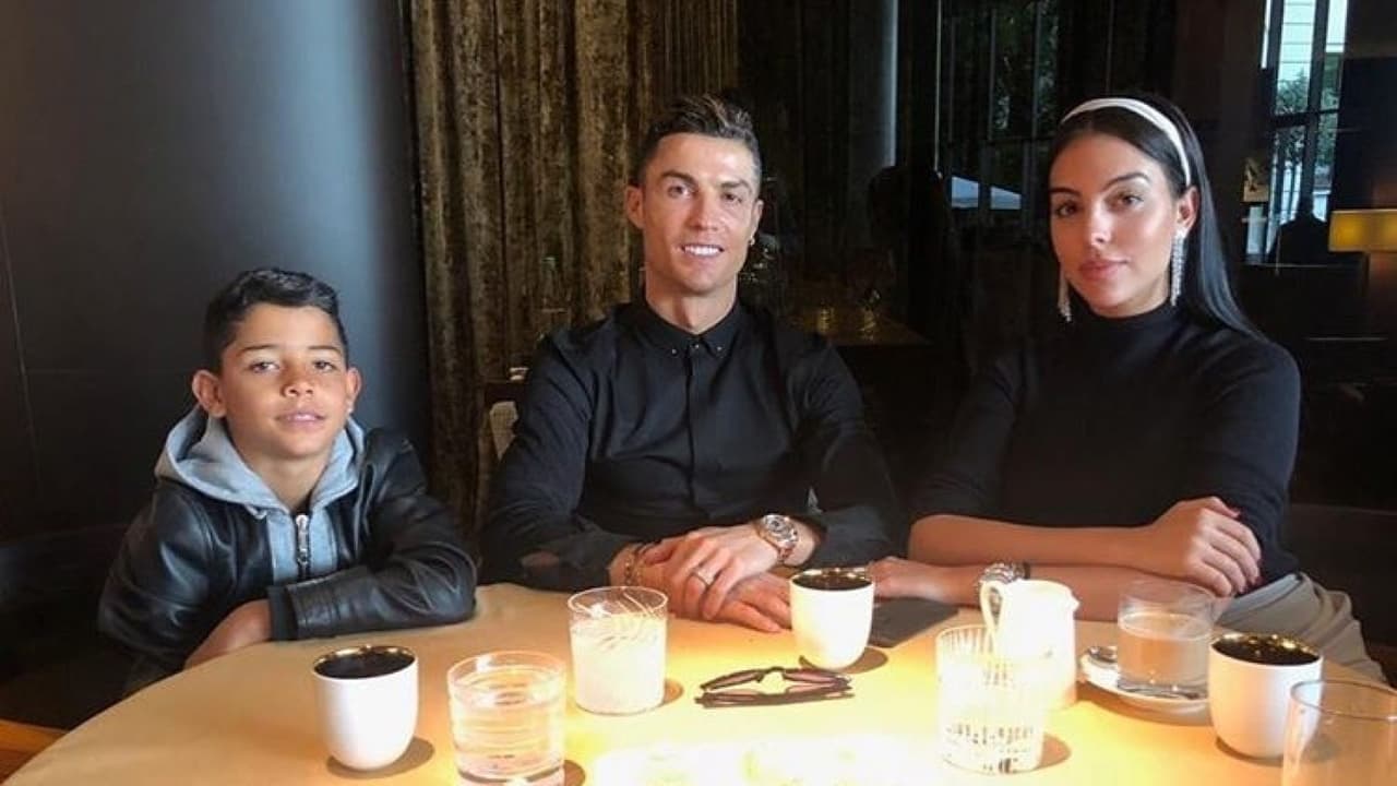 Cristiano esperó 40 minutos en un restaurante... ¡así reaccionó!