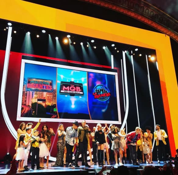 Regresan tres proyectos que toda la familia latina puede disfrutar junta: 'Pequeños gigantes', 'Mira quién baila' y la tercera temporada de 'La Banda'.