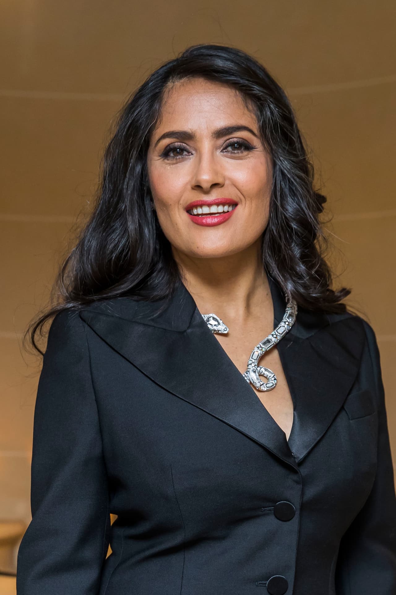 A pesar del éxito que ha logrado como actriz y productora, no todo es miel sobre hojuelas para 
<b><a href="https://www.univision.com/entretenimiento/amenaza-de-muerte-y-sexo-oral-salma-hayek-asegura-que-tambien-fue-victima-de-harvey-weinstein">la actriz mexicana Salma Hayek</a></b>, quien asegura haber sufrido de racismo en una situación que probablemente nunca hubiera imaginado.