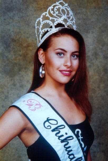 Fue coronada "Nuestra Belleza México" y represento a su país en "Miss Universo 1996". Obtuvo el sexto lugar.