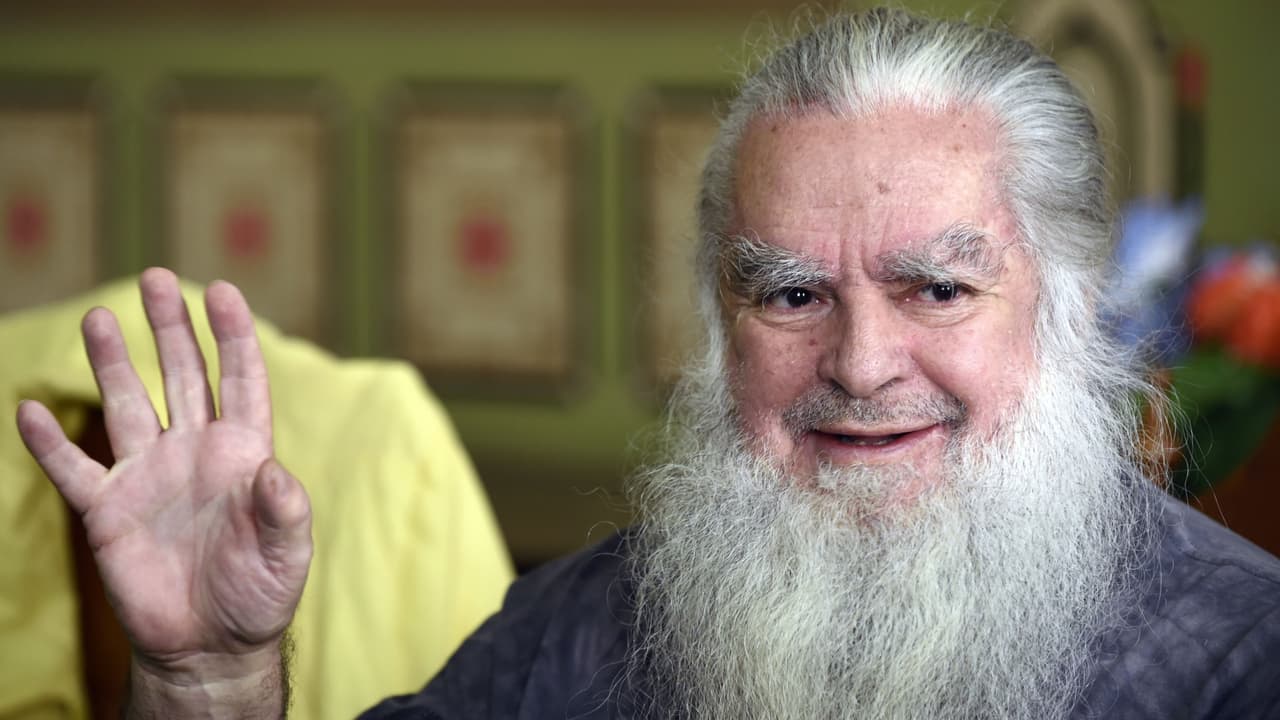 Muere el Brujo Mayor, el afamado astrólogo que hizo predicciones sobre política y el mundo de la farándula durante varias décadas 