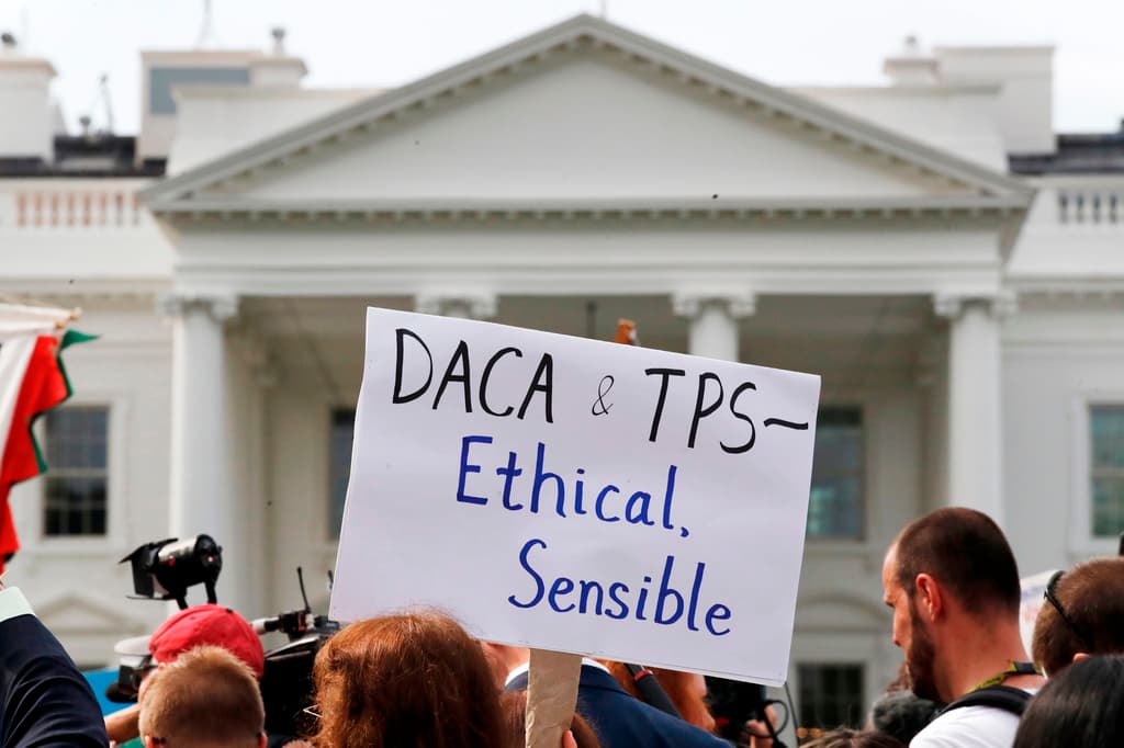 La Corte Suprema evalúa la iniciativa de la administración Trump para poner fin al TPS para los migrantes de Haití y Siria