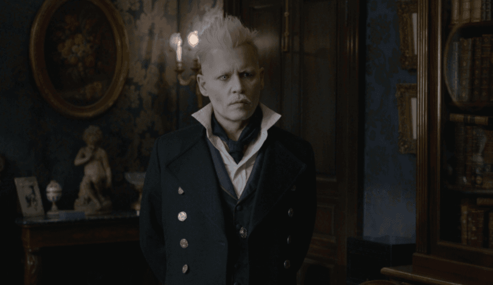 Johnny Depp em "Animais Fantásticos: Os Crimes de Grindelwald"