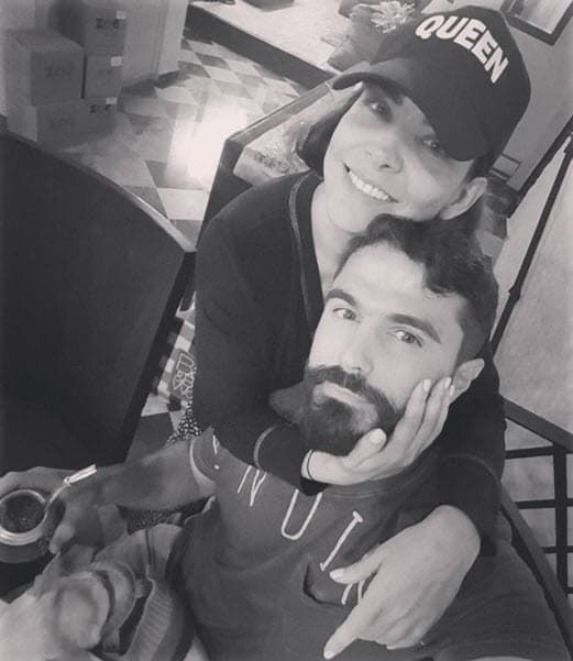 Mientras que Lisset aceptó en octubre de 2017 que estaba saliendo con el actor argentino Nacho Casano, ellos se conocieron durante las grabaciones de la telenovela ‘A que no me dejas’ (2015). Este romance finalmente no prosperó.