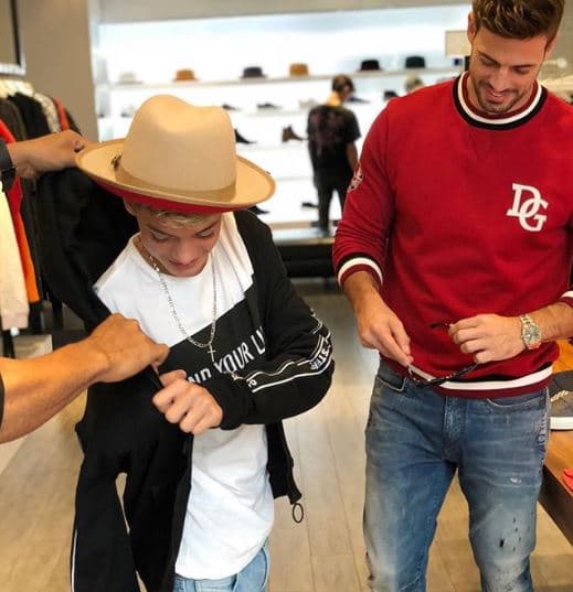 El hijo mayor del actor también eligió las redes sociales para enviarle un mensaje:"¡Feliz cumpleaños al mejor papá del mundo! ¡William Levy, gracias por ser mi papá y siempre cuidarme! ¡Te amo! ¡Feliz cumpleaños y muchos más! Te amo papá".