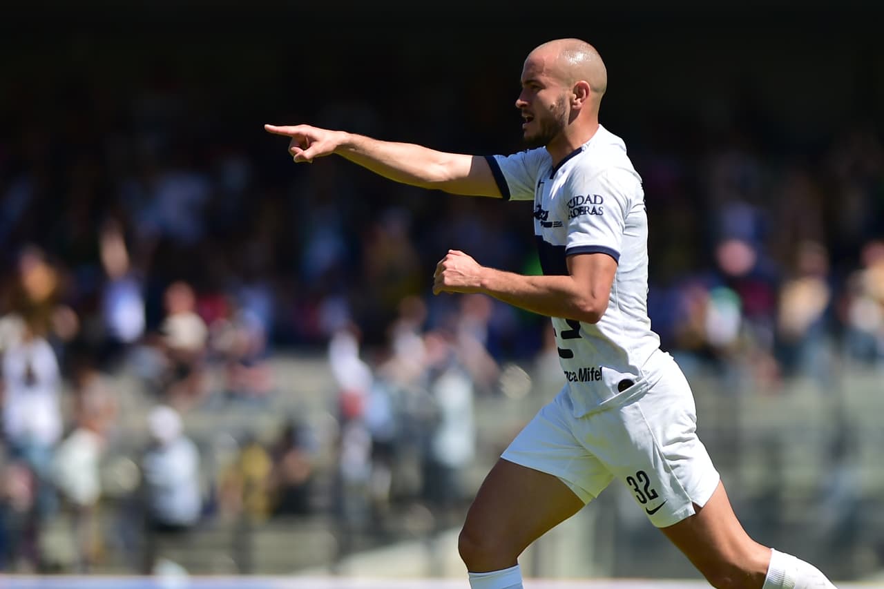 Pumas golea y vence a San Luis 4-0. Con doblete de Carlos Gonzalez, gol de Fabio Álvarez y Juan Ignacio Dinenno, los universitarios se colocan como segundos de la tabla en la Liga MX.