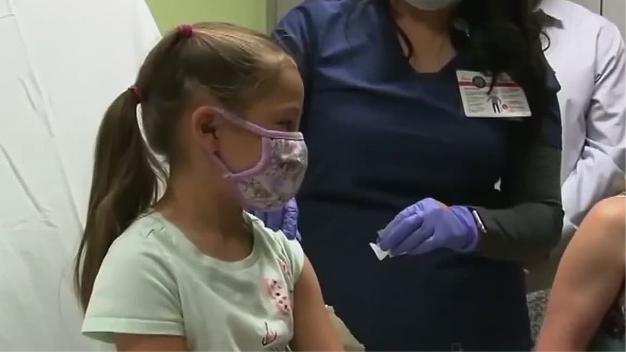 Temor a ICE aleja a niños de los médicos: Pediatra alerta sobre las posibles consecuencias para su salud