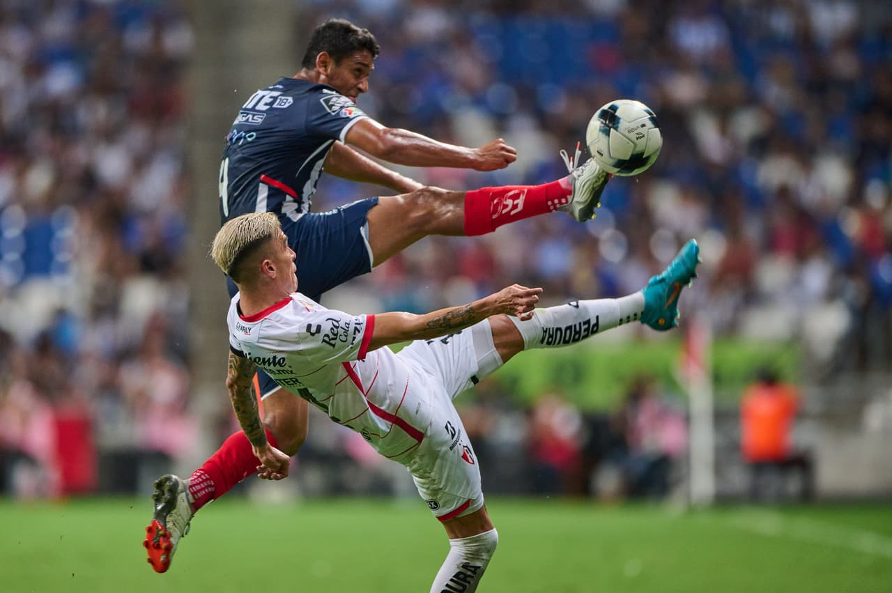 Rayados de Monterrey tuvo un partido muy gris y apenas pudo sacar un punto ante un Atlas que tampoco generó opciones pese a quedarse con un hombre más en gran parte del segundo tiempo.
