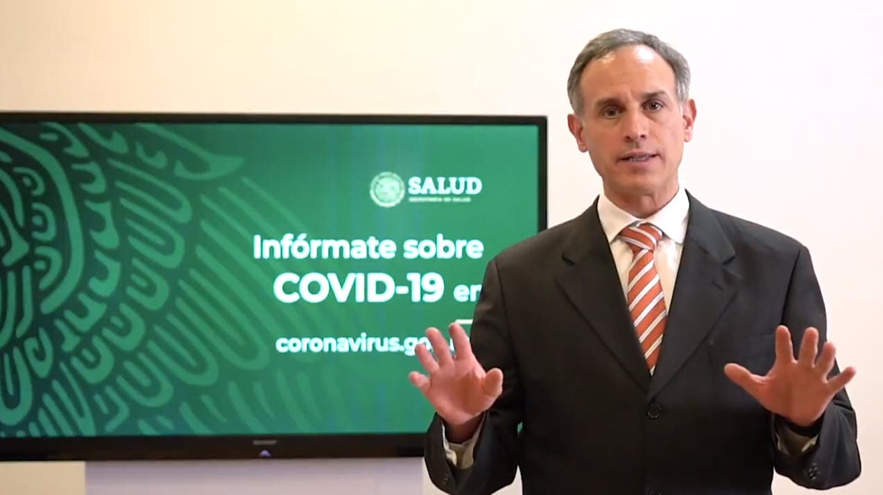 Es médico cirujano, maestro en Ciencias Médicas y doctor en Epidemiología, de acuerdo con su
<b><a href="https://www.gob.mx/salud/estructuras/dr-hugo-lopez-gatell-ramirez" target="_blank"> hoja de vida </a></b>publicada por el gobierno federal mexicano. 
<br>