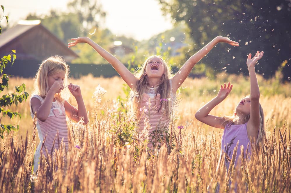 <b>ARIES</b>
<br>Prepárate porque seguramente te sacará canas verdes. Si tu hija es del signo Aries, lo más problable es que nunca se esté tranquila y si no es con hiperactividad de querer estar haciendo mil cosas a la vez, será haciéndote mil preguntas o hasta retándote porque le llevas la contraria. Como buen Aries, quiere ser líder y que todo salga conforme a sus planes.