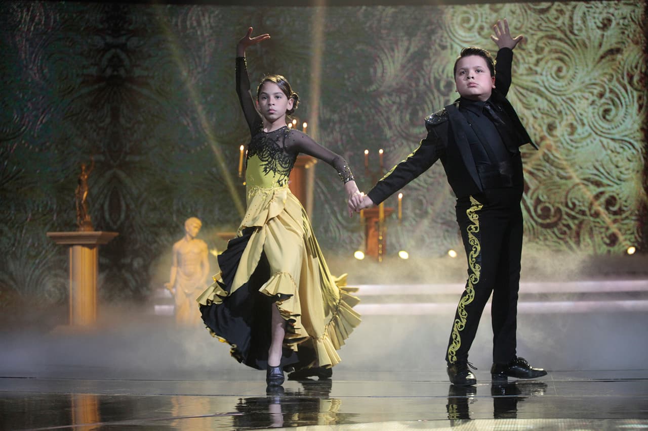 Ramón y Valeria bailaron al ritmo del paso doble ‘España cañi’.