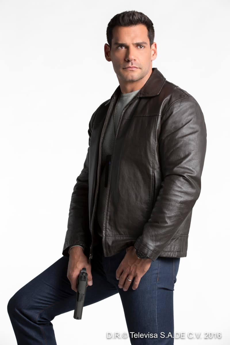 El galán de
<i> <b><a href="http://www.univision.com/novelas/sueno-de-amor">Sueño de amor</a></b></i> celebra con mucho trabajo, amor y salud.