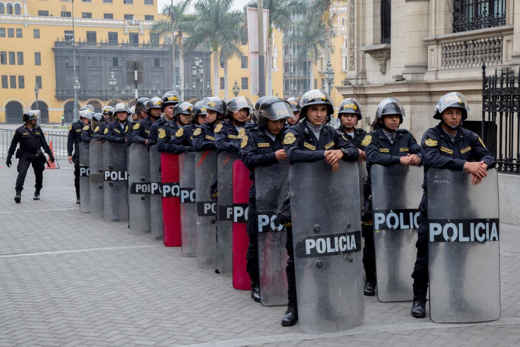 “Esos venezolanos tienen que irse del país o la cárcel": Perú crea policía élite para delincuentes extranjeros
