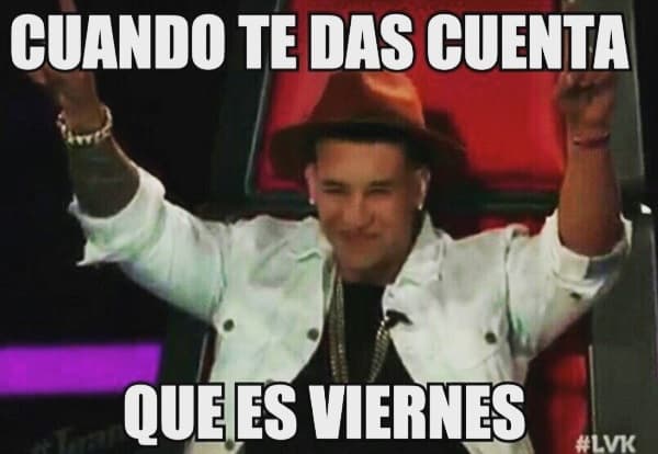 Y al igual que Enrique Iglesias, el reggaetonero se divierte con los memes que le hacen.