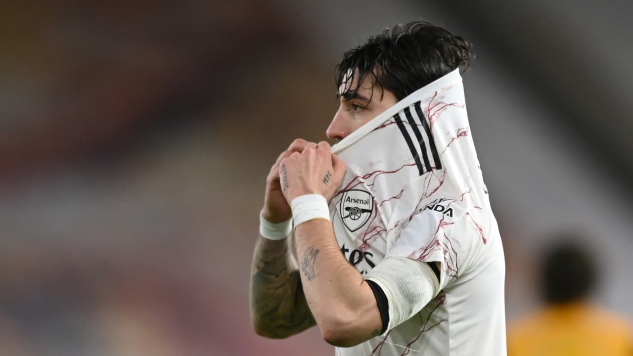 Bellerín asegura que el Arsenal pierde contra el Arsenal