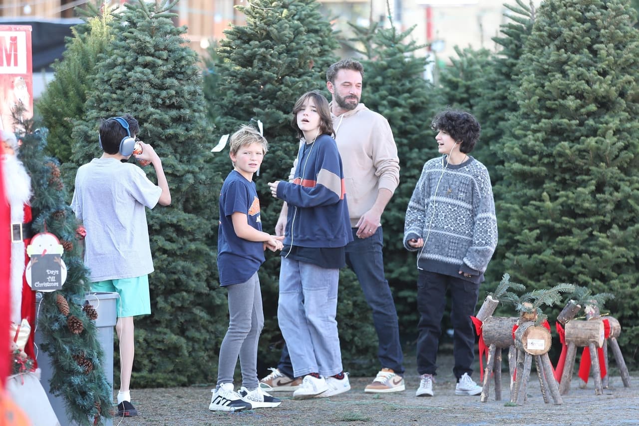 Lo anterior fue algo en lo que también coincidieron sus hermanas, 
<a href="https://www.univision.com/famosos/emme-muniz-seraphina-affleck-luna-de-miel-jennifer-lopez-ben-affleck-fotos">Emme y Seraphina</a>, quienes sostienen una excelente relación desde que sus padres se reencontraron. 
<br>