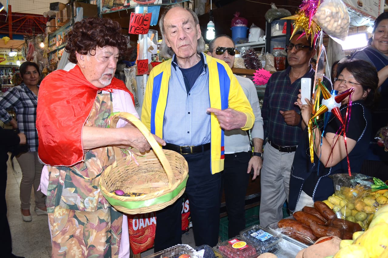 Y cada vez que se enfrentan estos dos equipos, los compadres realizan célebres apuestas que llaman la atención del público, sin embargo, por el estado de salud de 'El Loco', pausaron su rivalidad.